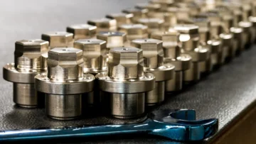 Kostka na mikrofon jako element nowoczesnych wydarzeń